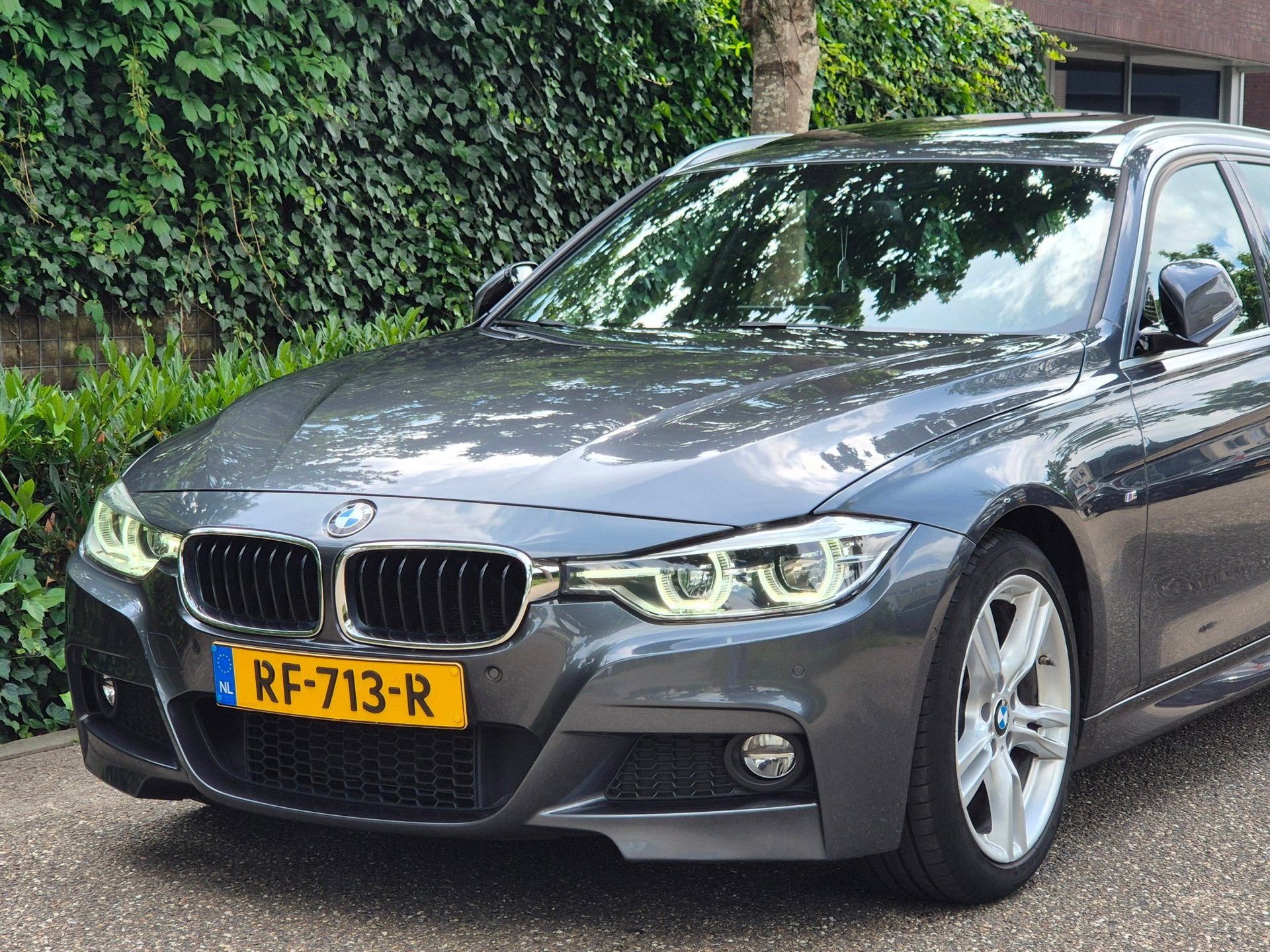 BMW 3-serie 320i M Sport High Ex Panorama A CarPlay Keyless, Auto's, BMW, Automaat, 1998 cc, Achterwielaandrijving, 4 cilinders