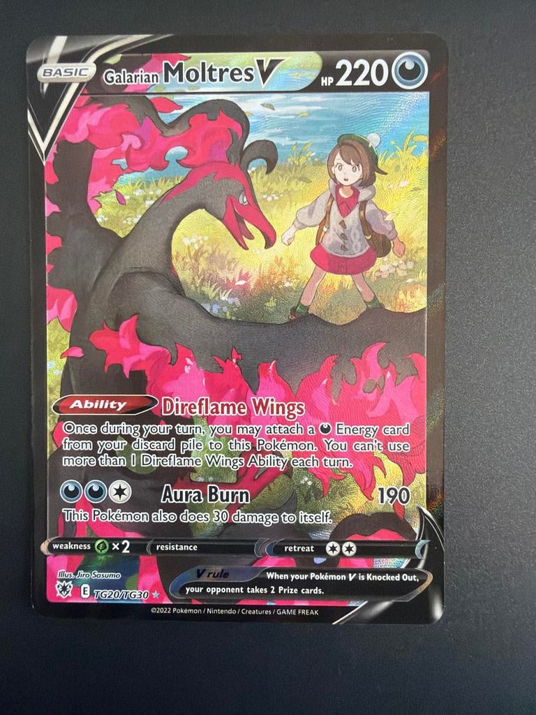 Galarian Moltres V pokemon kaart, Hobby en Vrije tijd, Verzamelkaartspellen | Pokémon, Ophalen of Verzenden, Nieuw