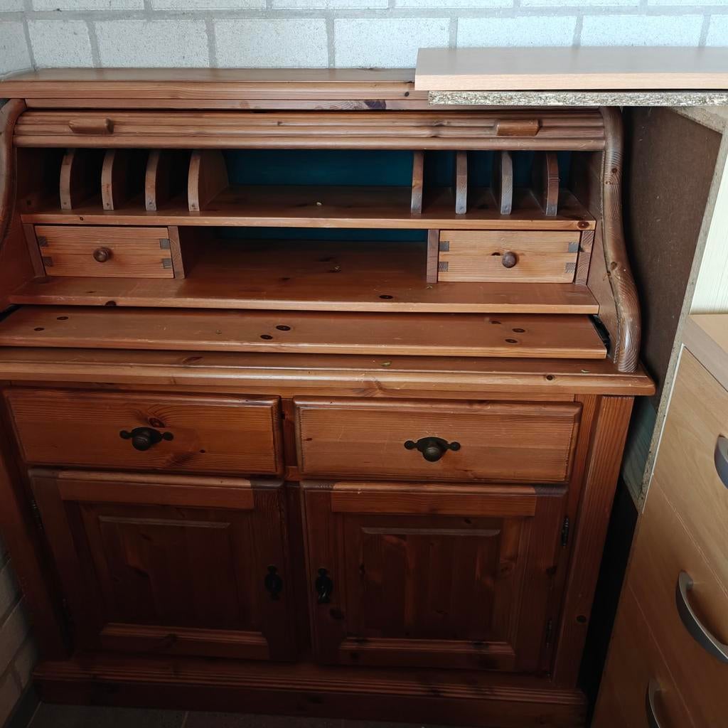 Computer dressoir, Ophalen, 25 tot 50 cm, 100 tot 150 cm