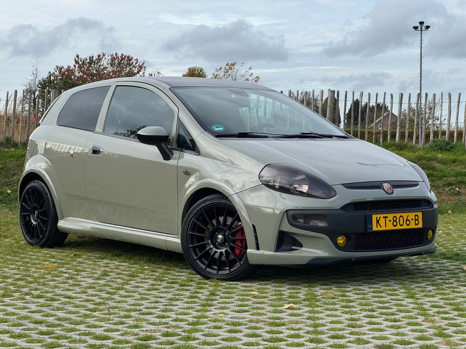 Fiat Punto 1.4 Multi-air Abarth 3DR 2011 Zwart marge, Voorwielaandrijving, 1160 kg, 4 cilinders, 4 stoelen