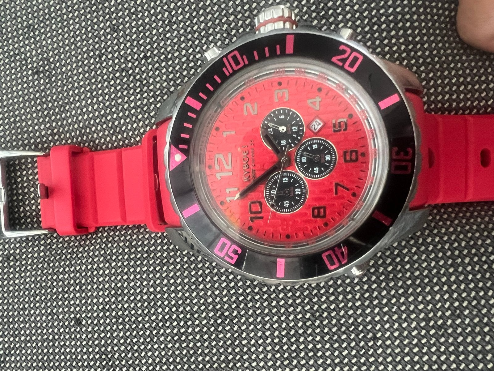 Kyboe horloge rood Giant 55mm, Overige merken, Gebruikt, Staal, Polshorloge