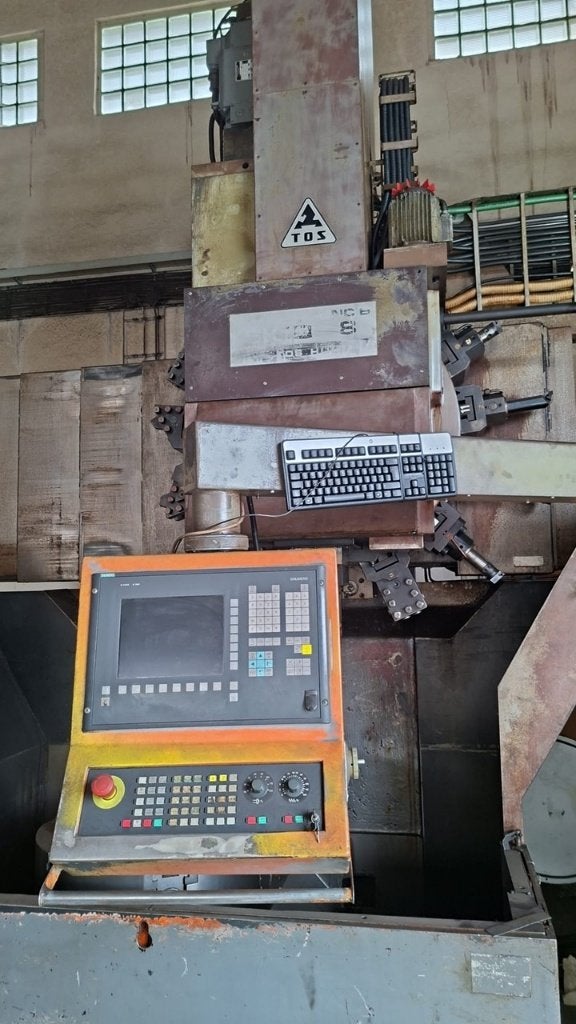 Vertical turret lathe TOS SKIQ 8, Ophalen of Verzenden, Gebruikt, Metaal, Machine