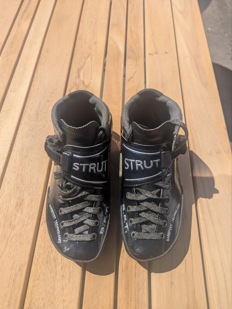 Luigino Strutt skeeler schoen maat 38, Ophalen, Zo goed als nieuw
