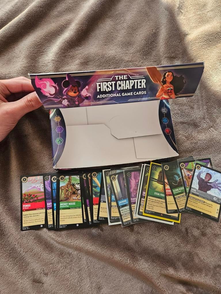 Lege Lorcana First Chapter Booster Box + 30 kaarten, Ophalen of Verzenden, Gebruikt, Boosterbox