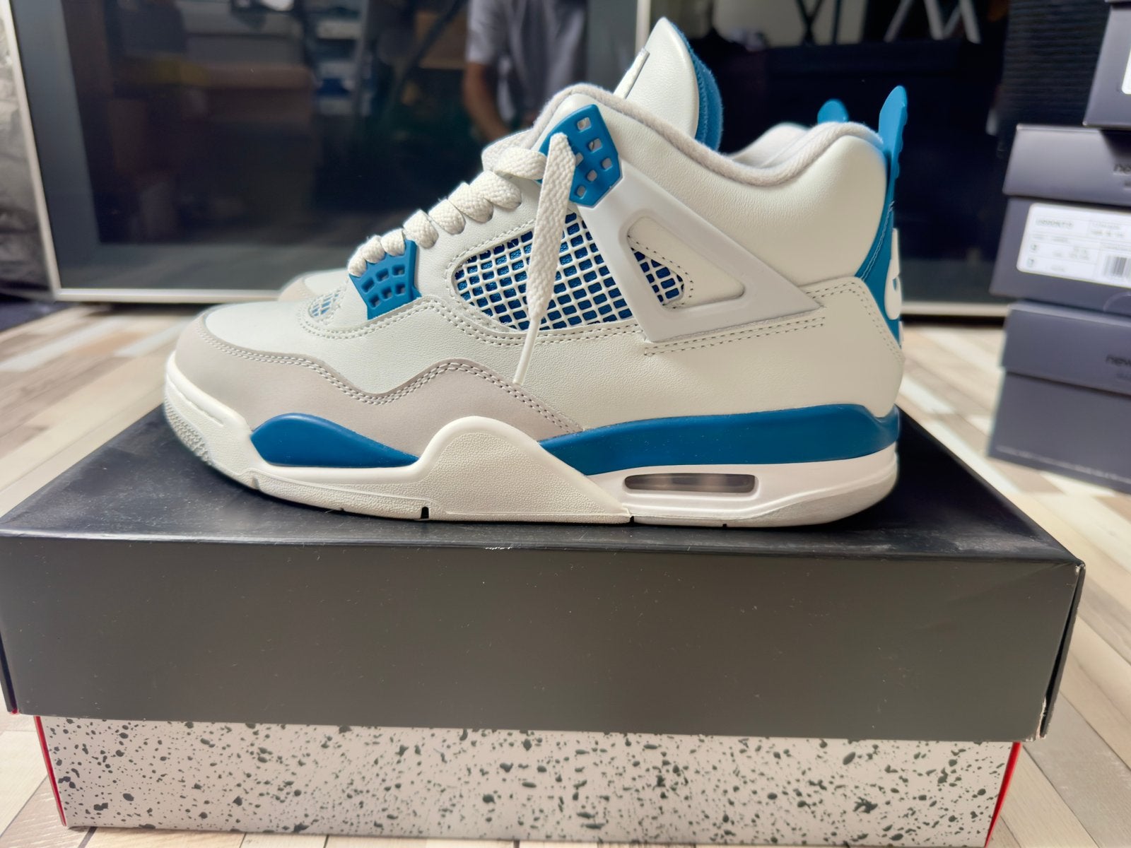 Nike Air Jordan 4 Millitary Blue, Blauw, Ophalen of Verzenden, Sneakers of Gympen, Zo goed als nieuw