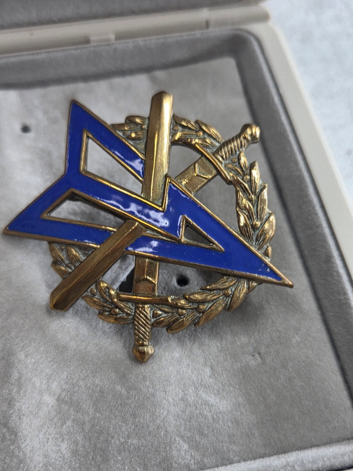 Militair embleem / badge - Koninklijke Landmacht, Ophalen of Verzenden, Landmacht, Nederland, Embleem of Badge