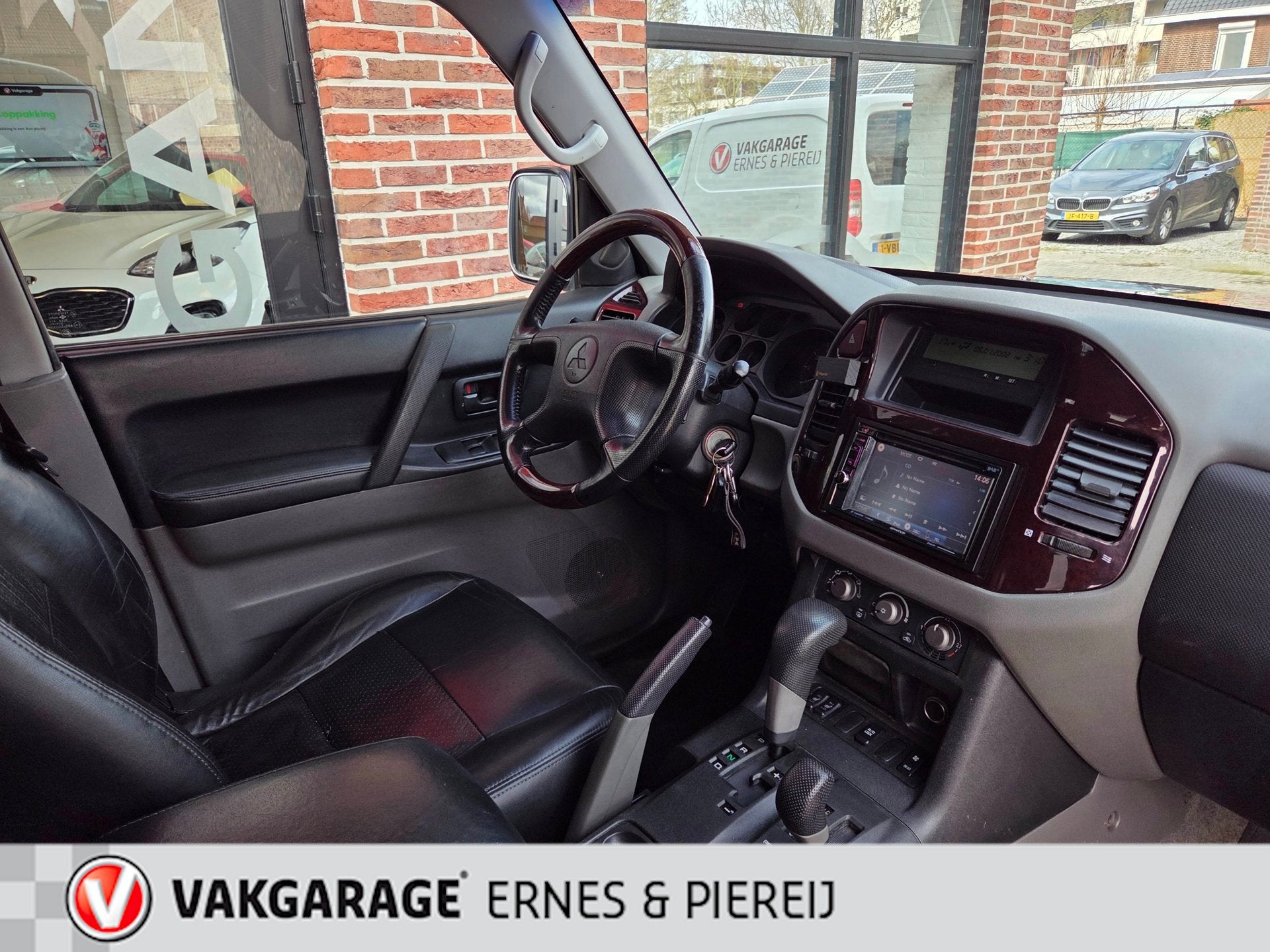 Mitsubishi Pajero 3.2 Di-D GLX LB Grijs kenteken, Auto's, Automaat, Gebruikt, 4 cilinders, Blauw