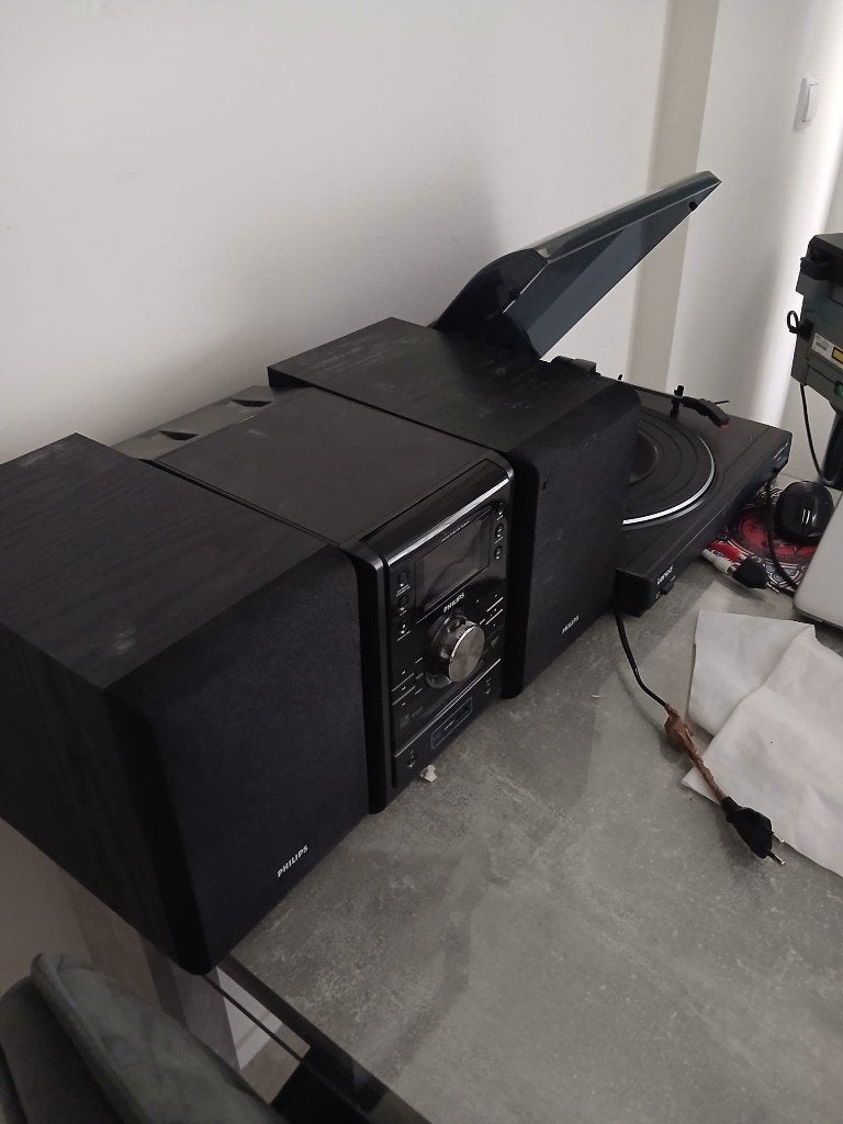 Radio-CD-speler + draaitafel, Ophalen of Verzenden, Gebruikt, Overige merken