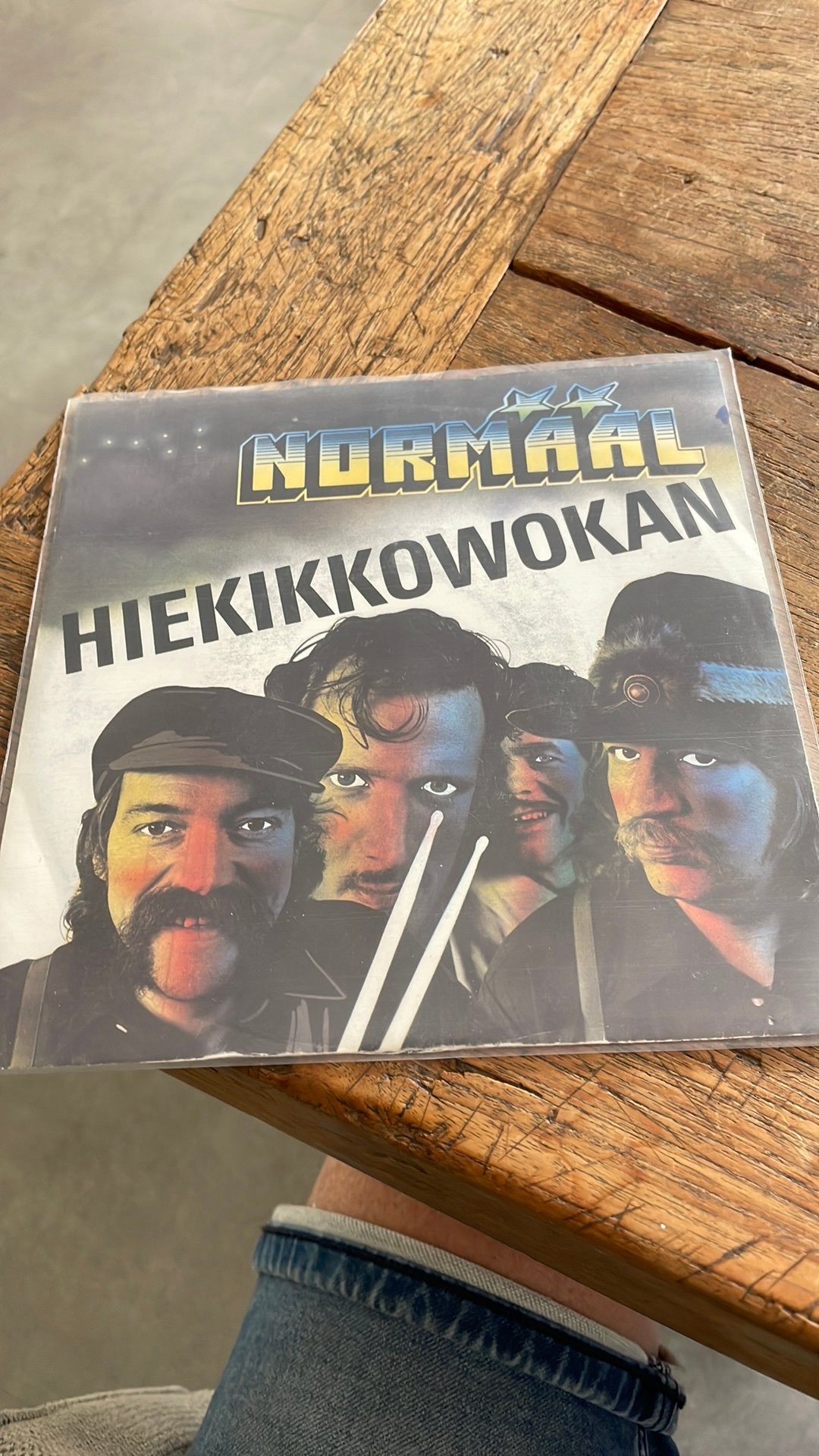 Mormaal - Hiekikkowokan, Originele persing, 7 inch, Ophalen of Verzenden, Zo goed als nieuw