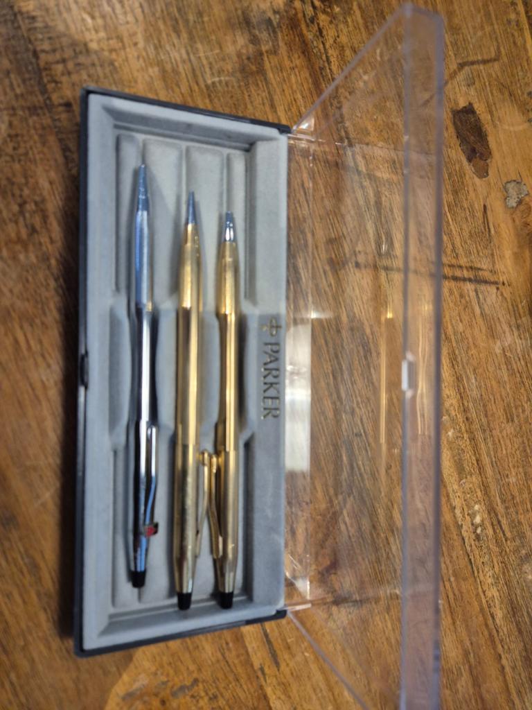 Parker Pennenset: Balpen, Vulpotlood en Balpen in Doosje, Pennenset, Gebruikt, Parker, Met doosje