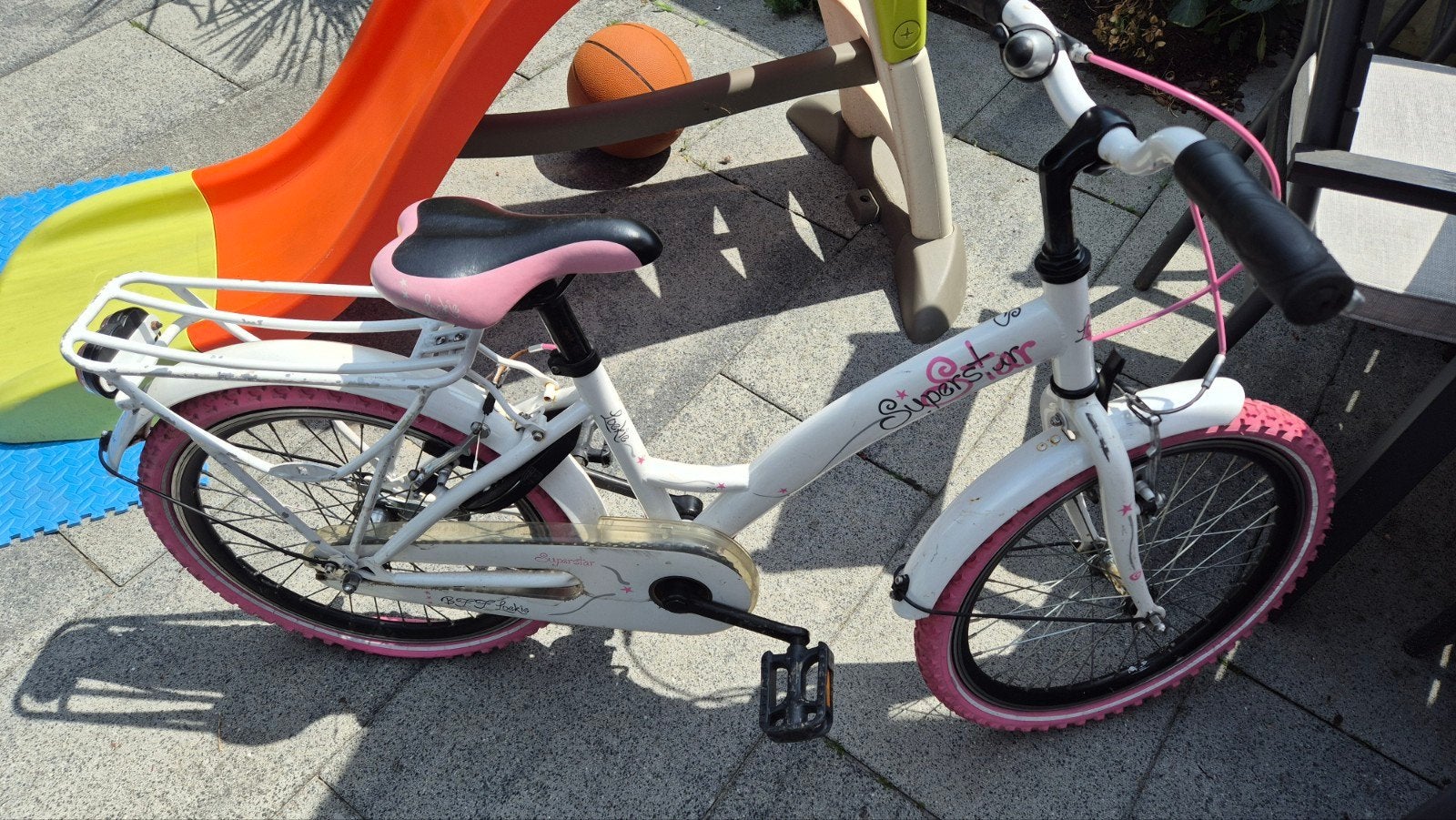 Loekie 20 inch meisjesfiets - lekke band, Ophalen, Gebruikt, Velgrem, Loekie