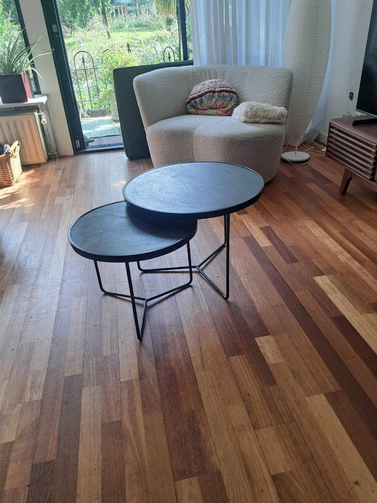Set van 2 zwarte salon/bijzettafels, Ophalen of Verzenden, Rond, Minder dan 55 cm