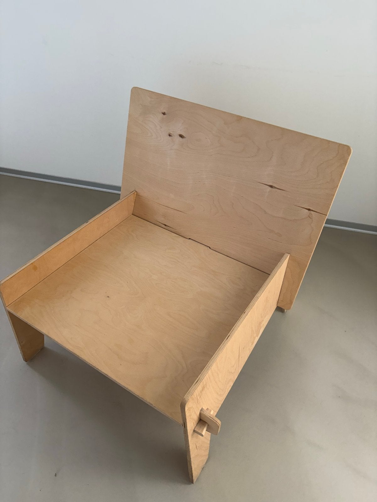 Houten kinderstoel / lage stoel van multiplex, Ophalen, Gebruikt, Overige kleuren, Eén
