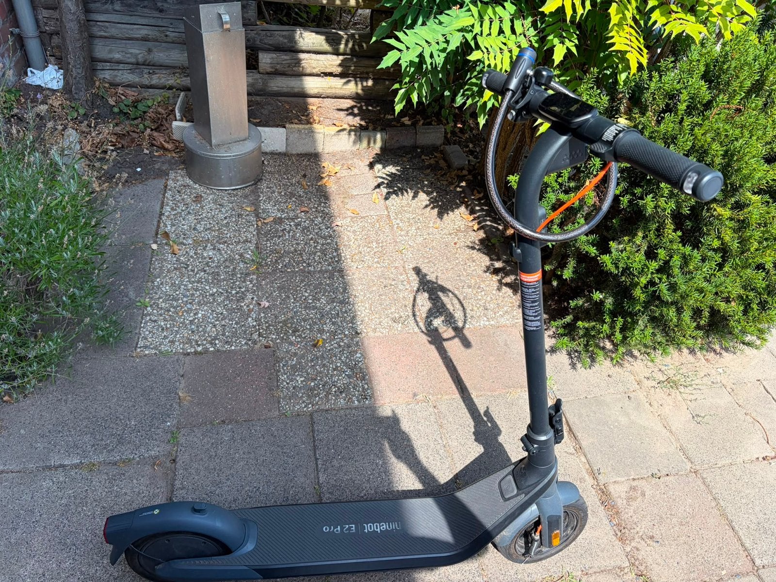 Ninebot E2 Pro Elektrische Step - Zo goed als nieuw, Fietsen en Brommers, Steps, Ophalen, Zo goed als nieuw, Elektrische step (E-scooter)