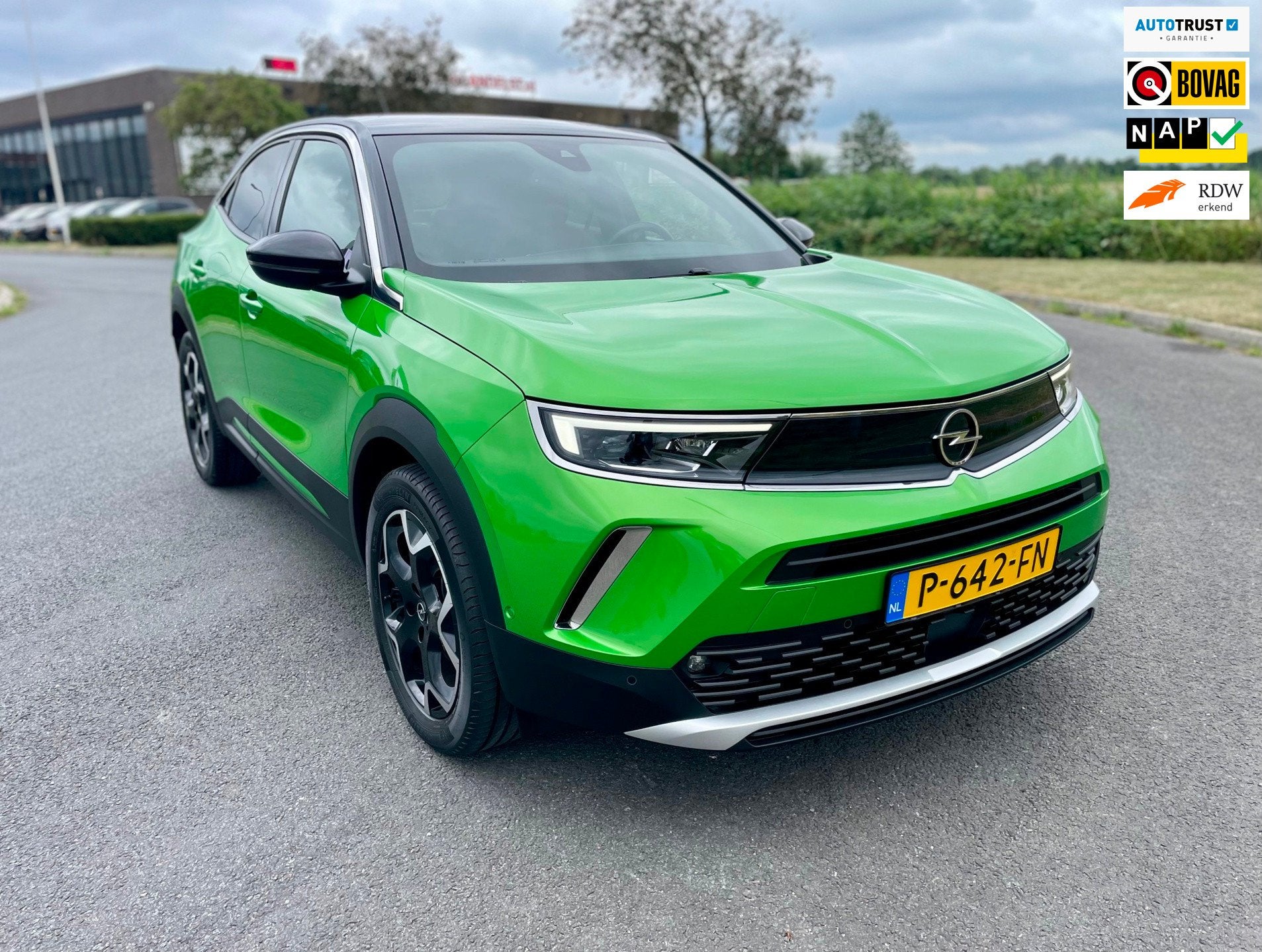 Opel Mokka 1.2 Ultimate, Acc, Two-tone, Cam, Stoel-/stuurver, Auto's, Voorwielaandrijving, Dealer onderhouden, 101 pk, Gebruikt
