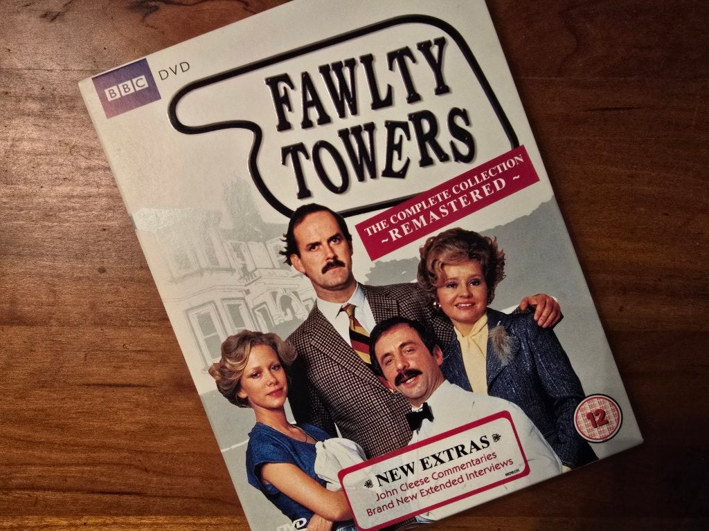 Fawlty Towers, 3-dvd, complete serie 12 afl., NL versie, Alle leeftijden, Verzenden, Zo goed als nieuw, Komedie