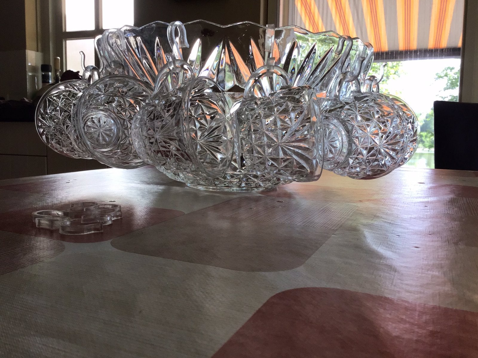 Bowlschaal met kopjes en haakjes, Ophalen, Overige stijlen, Kop(pen) en/of Schotel(s), Glas