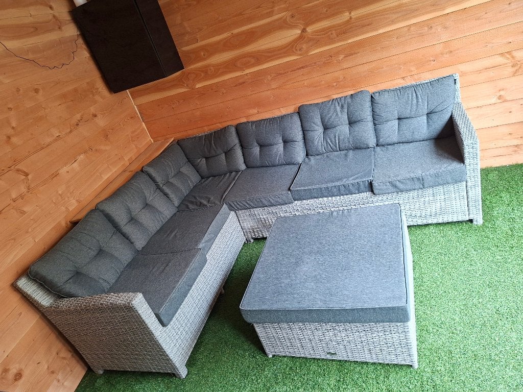 Loungebank met hocker - Wicker grijs, Ophalen, Bank, 6 zitplaatsen, Zo goed als nieuw