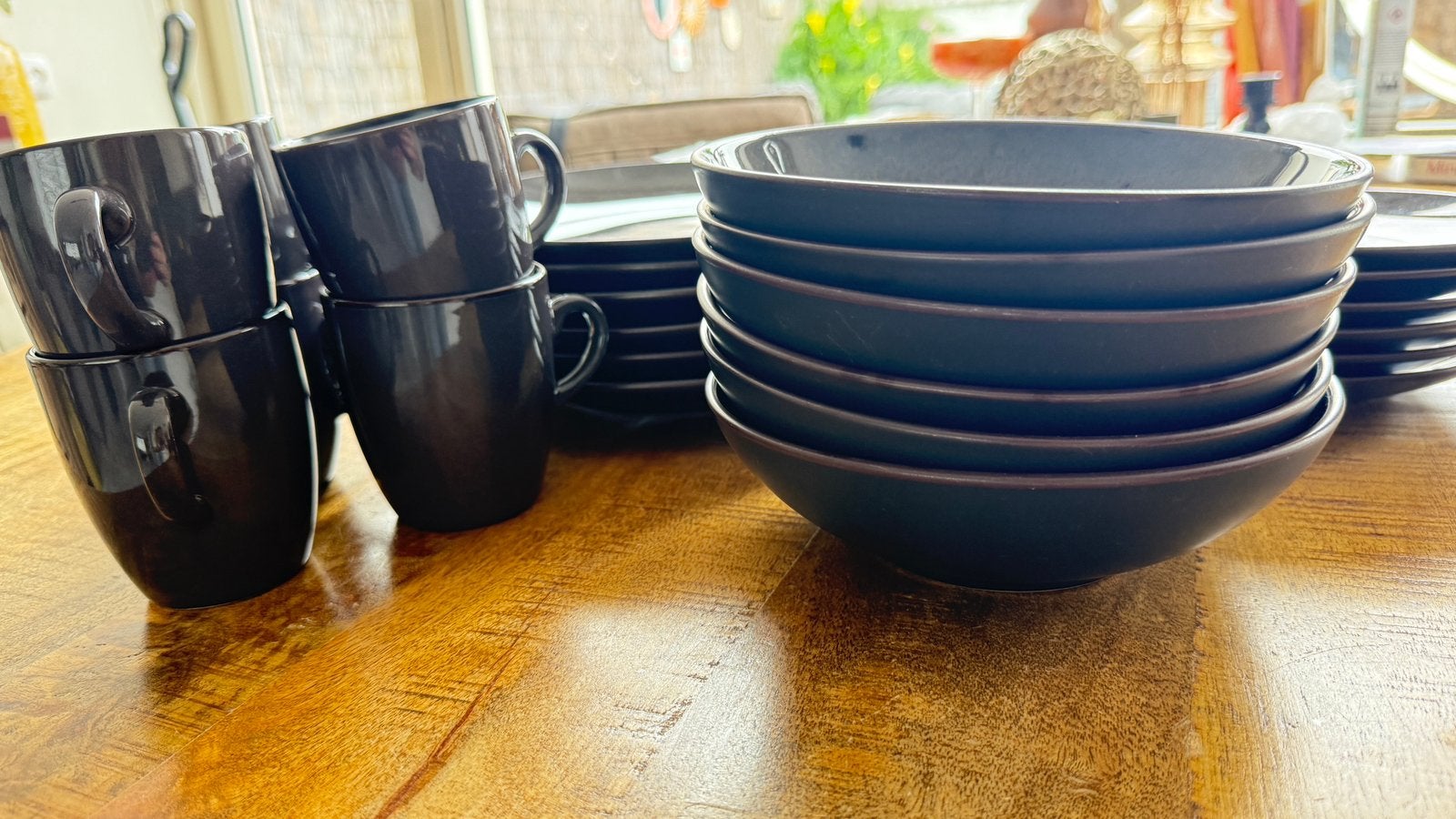 Zwart servies, Ophalen, Zo goed als nieuw, Overige stijlen, Bord(en)