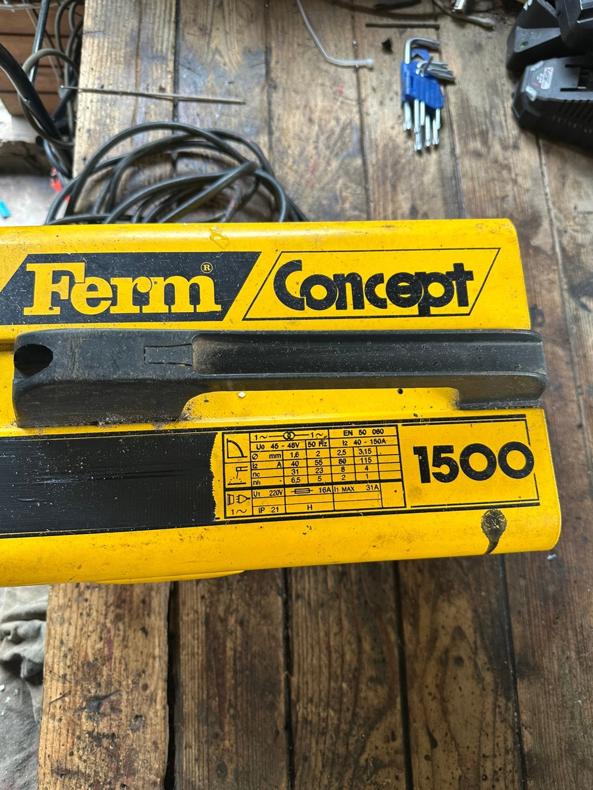 Ferm Consept 1500 las apparaat electroden tot 4 mm dik, Ophalen of Verzenden, Gebruikt, 150 tot 250 ampère, Elektroden