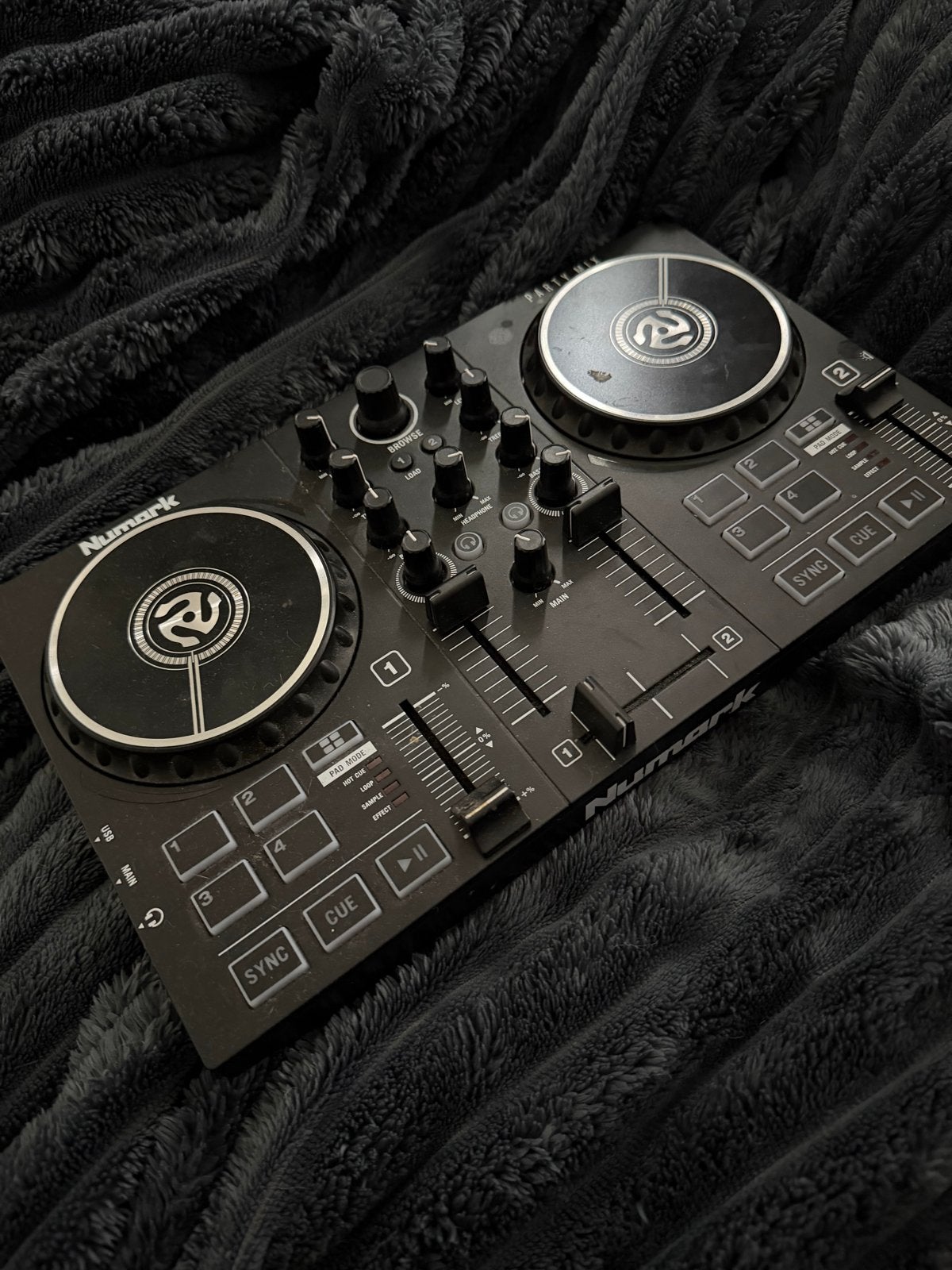 Numark Party Mix Draaitafel - Ideaal voor beginners, Muziek en Instrumenten, Dj-sets en Draaitafels, Ophalen, Gebruikt, Dj-set