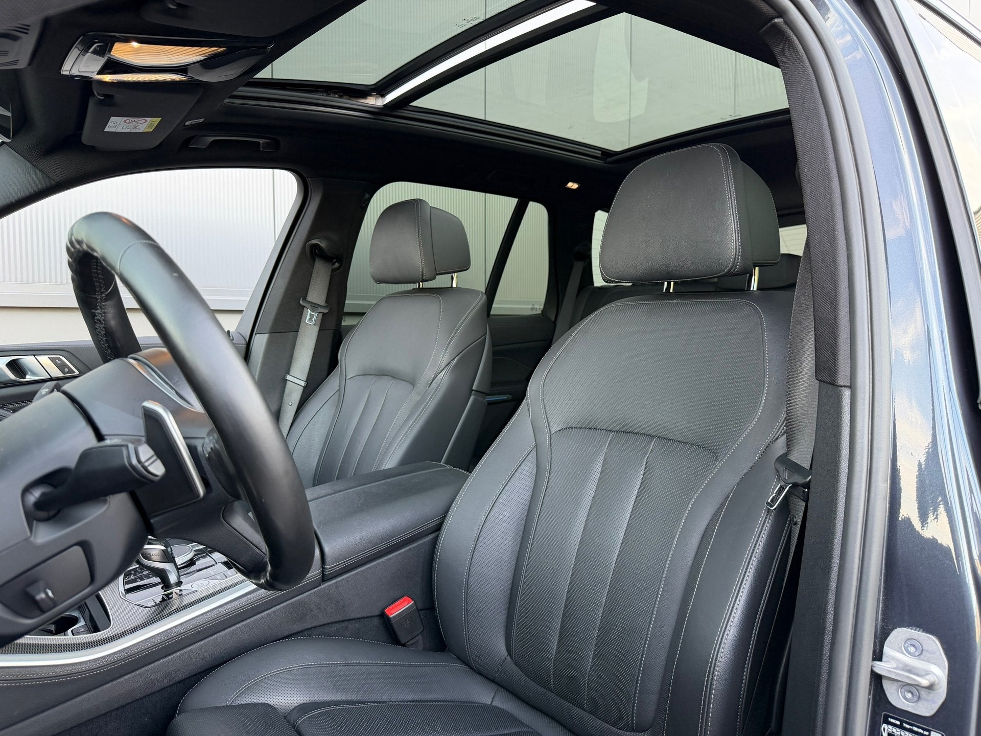 Foto 2 van BMW X5 XDrive45e M-Sport /H&K/HUD/Softclose/Laser