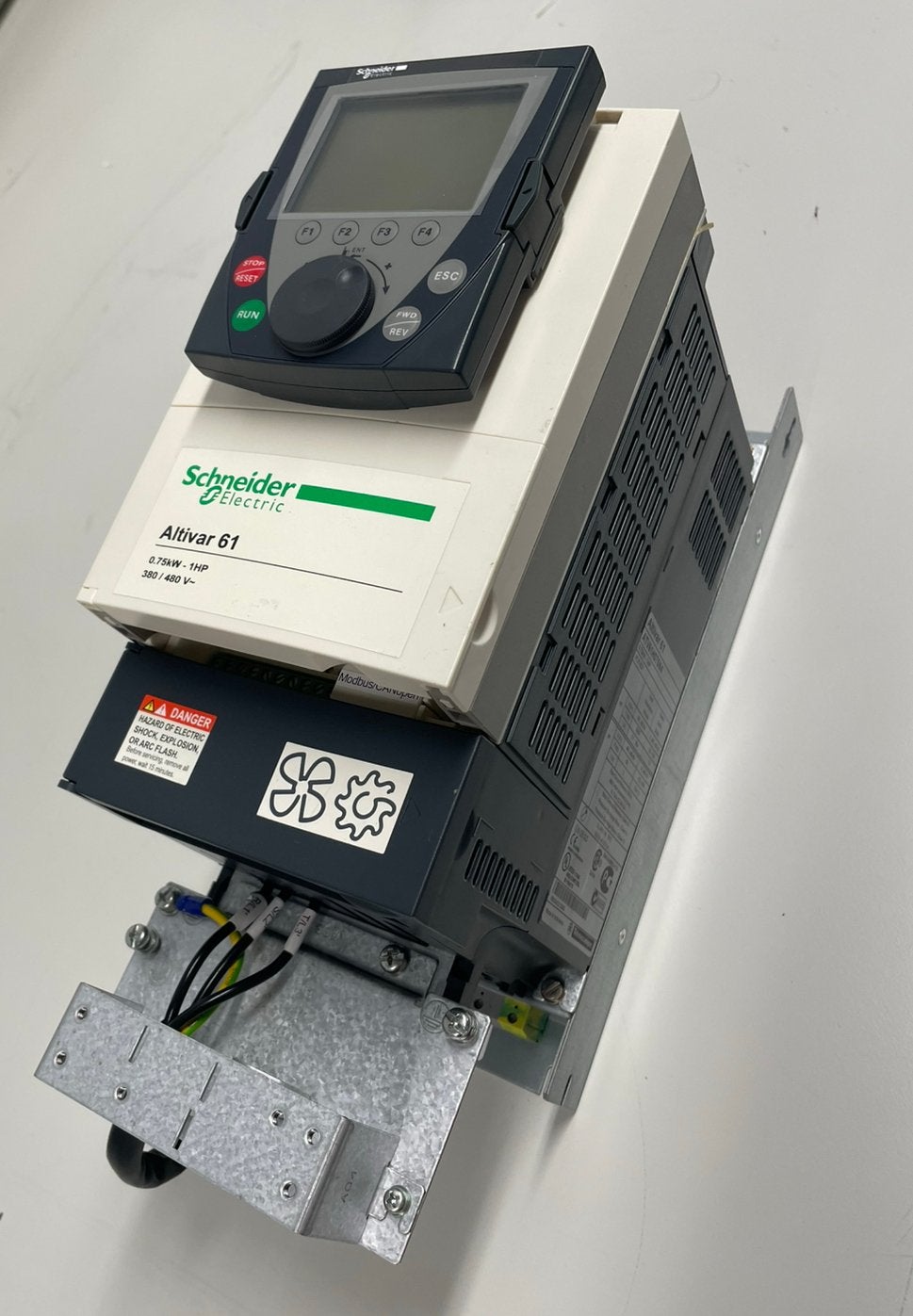 Schneider Altivar 61 frequentieregelaar frequentieomvormer, Ophalen of Verzenden, Gebruikt