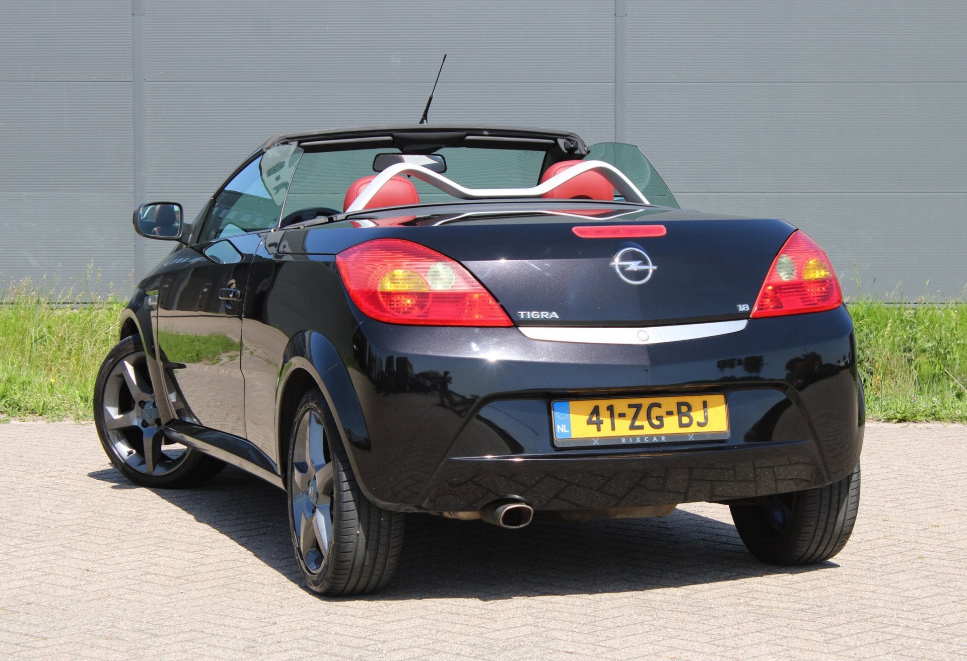 Opel Tigra TwinTop 1.8-16V Temptation Leder Stoelverwarming, 125 pk, Gebruikt, 4 cilinders, 1796 cc