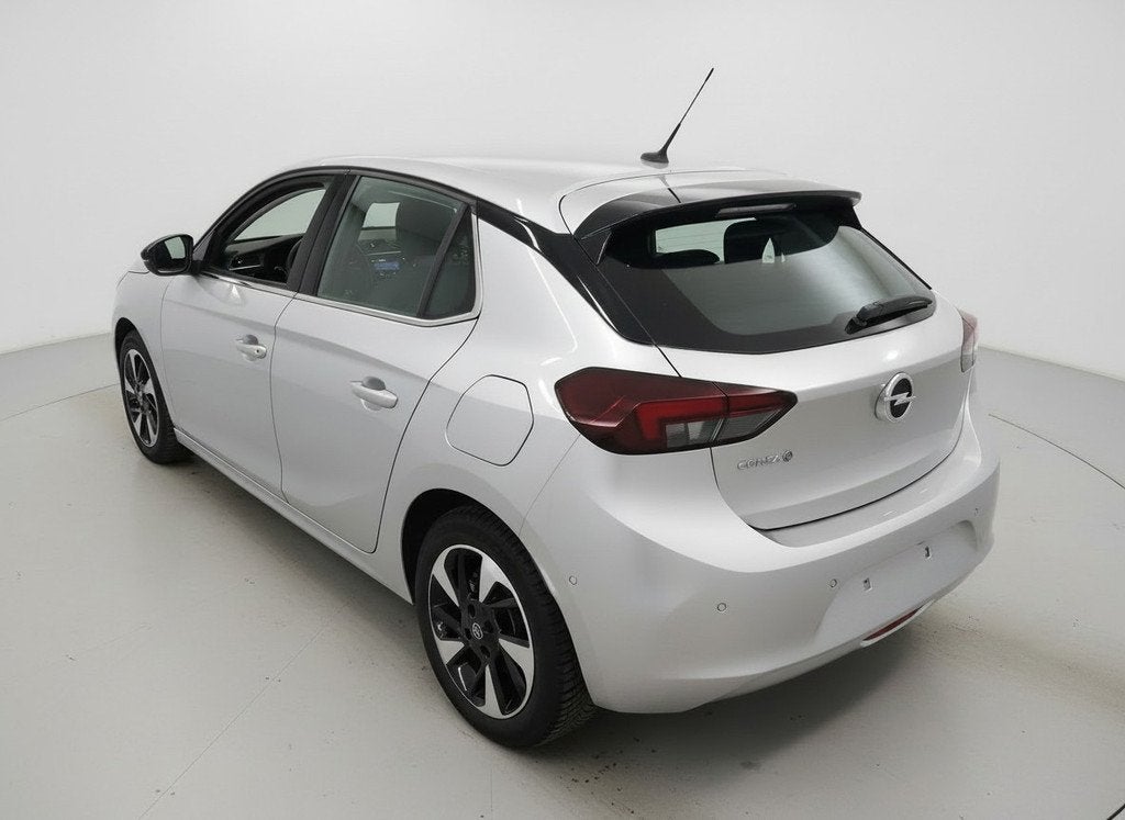 Opel Corsa Electric 50 kWh|Automaat|Led|Navigatie|LM Velgen|, Auto's, Opel, 136 pk, Gebruikt, Zwart, Origineel Nederlands
