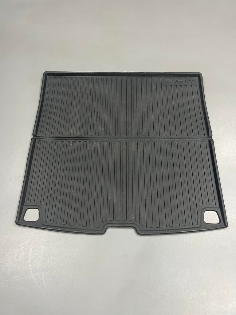 Originele rubberen kofferbak mat Volvo V60 vanaf 2019, Auto diversen, Auto-accessoires, Zo goed als nieuw, Ophalen of Verzenden
