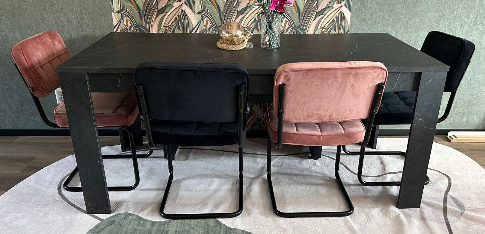 Eettafel te koop, Zo goed als nieuw, Vijf personen of meer, 150 tot 200 cm, Rechthoekig
