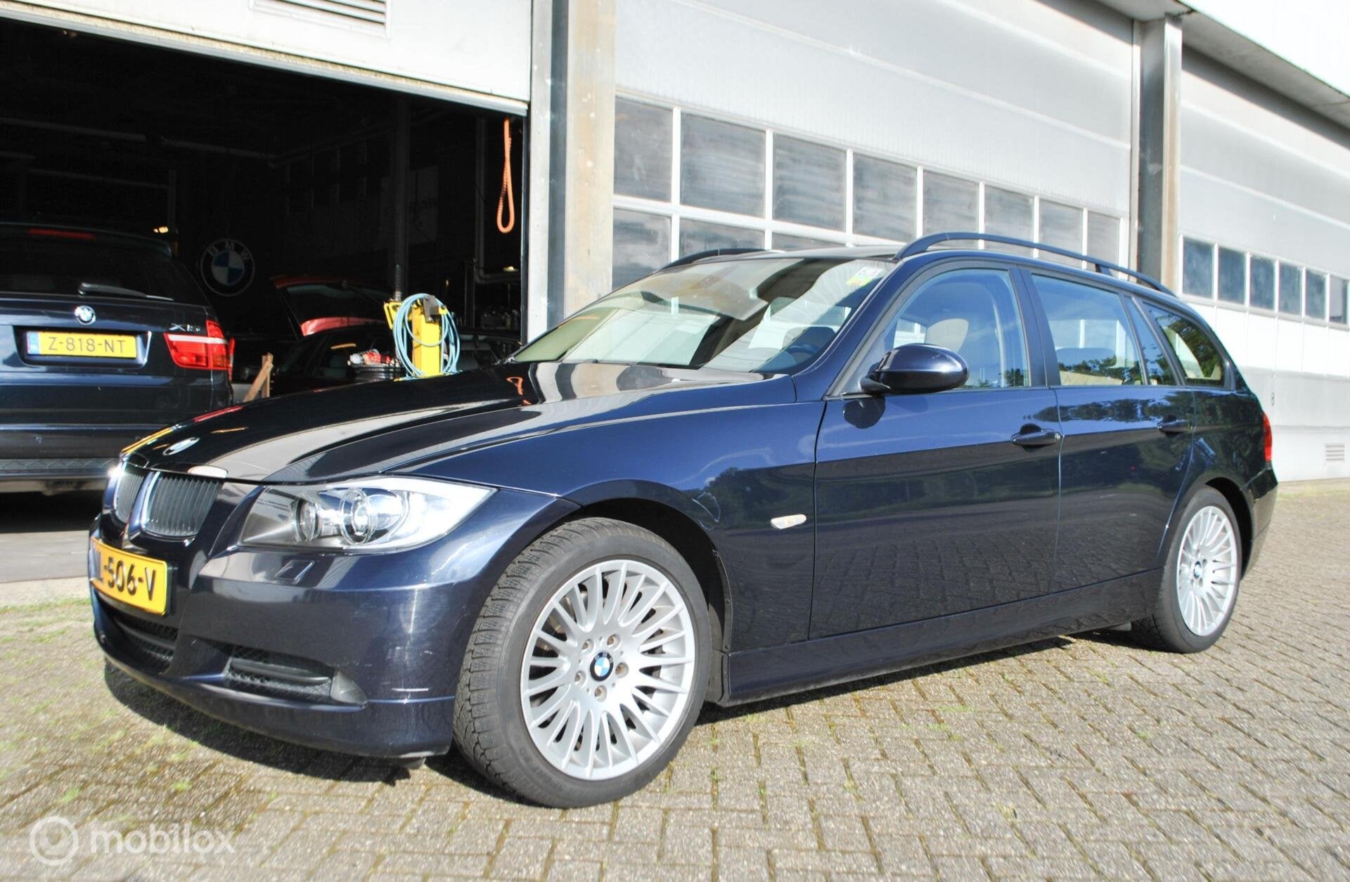 BMW 3-serie Touring 320i Dyn.Exec. Leer Voll.Hist., Auto's, Achterwielaandrijving, Beige, 4 cilinders, 150 pk
