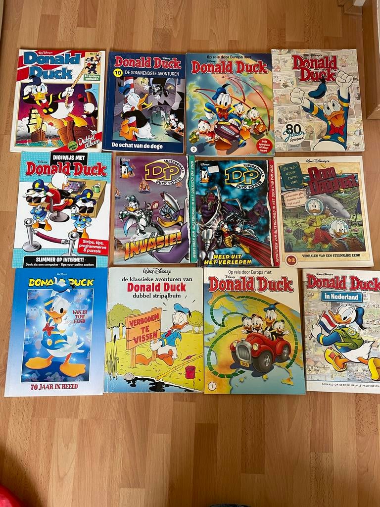 12 Donald Duck tijdschriften/strips, Boeken, Meerdere stripboeken, Ophalen of Verzenden, Gelezen