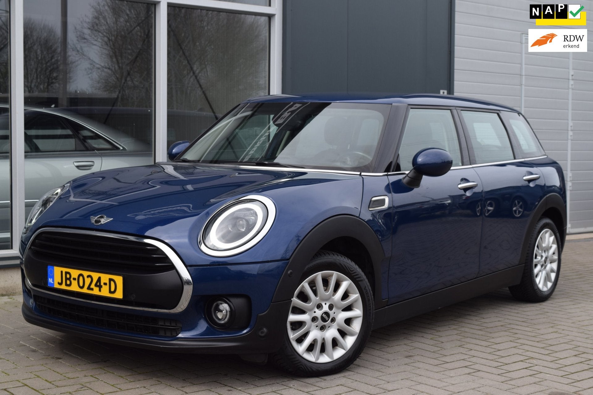 Mini Mini Clubman 1.5 One D Salt Business | Automaat | Navi, Auto's, Stof, Gebruikt, 700 kg, Blauw