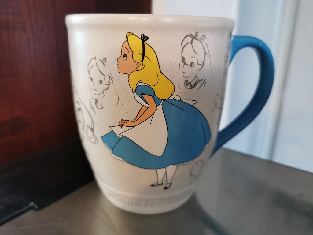 Alice in Wonderland sketchbook mok, Ophalen of Verzenden, Overige figuren, Zo goed als nieuw, Servies