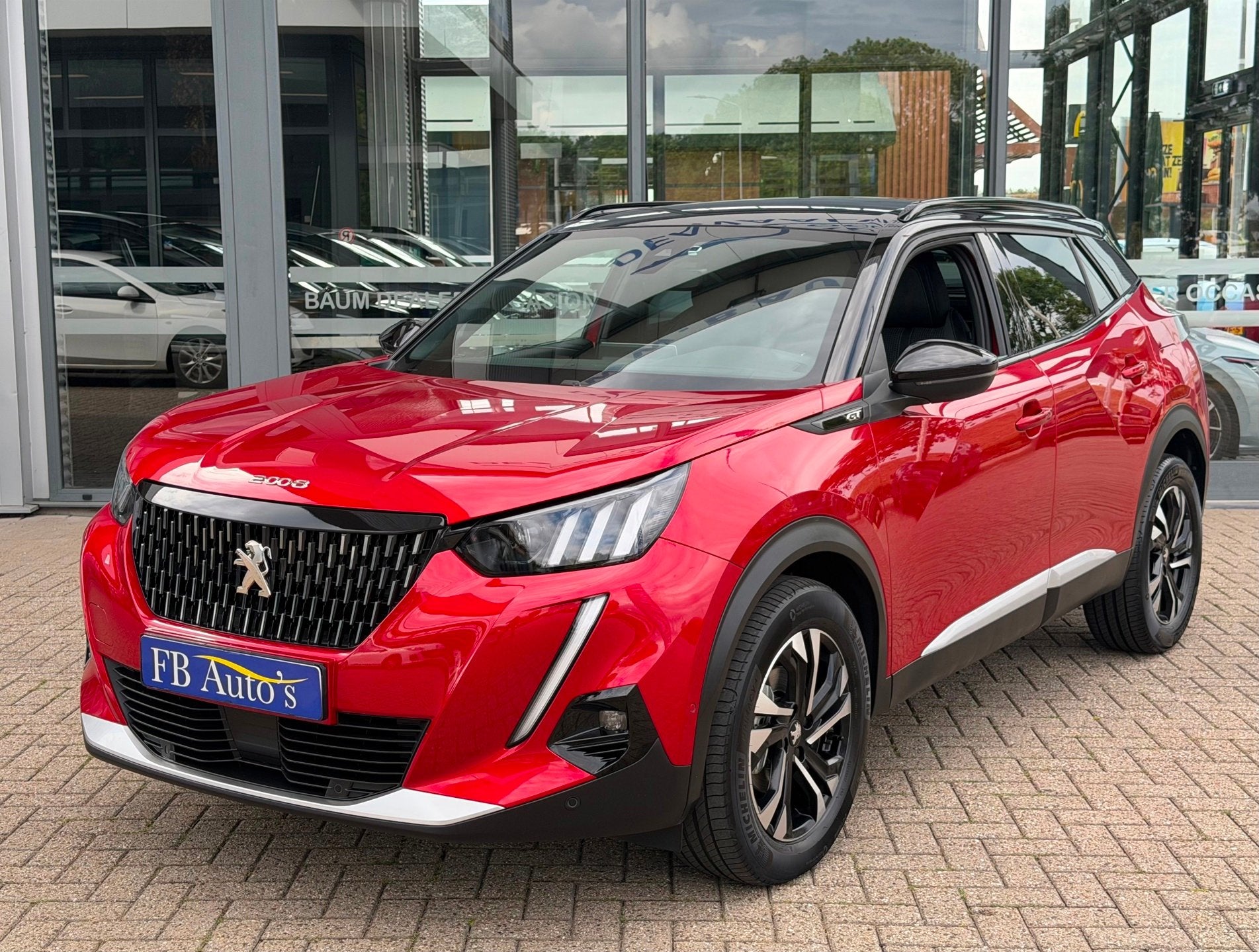 Peugeot 2008 1.2 PureTech GT Airco Lmv Cruise Navi Camera, Auto's, Gebruikt, Zwart, Leder en Stof, Origineel Nederlands