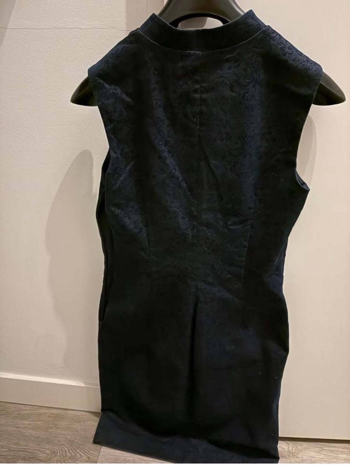 Armani elegante stijlvolle jurk maat 42, Kleding | Dames, Jurken, Blauw, Maat 42/44 (L), Ophalen of Verzenden, Zo goed als nieuw