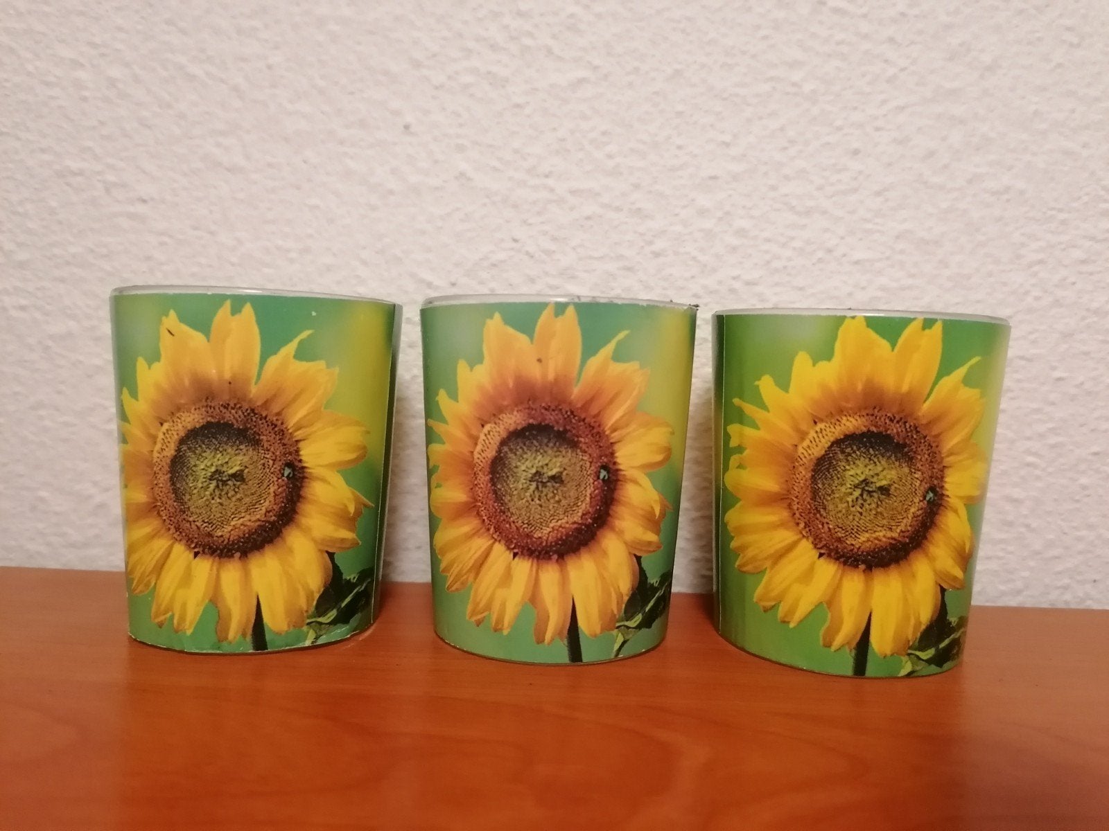 Set van 3 vrolijke waxinelichthouders met zonnebloem design, Overige materialen, Ophalen of Verzenden, Zo goed als nieuw, Kandelaar
