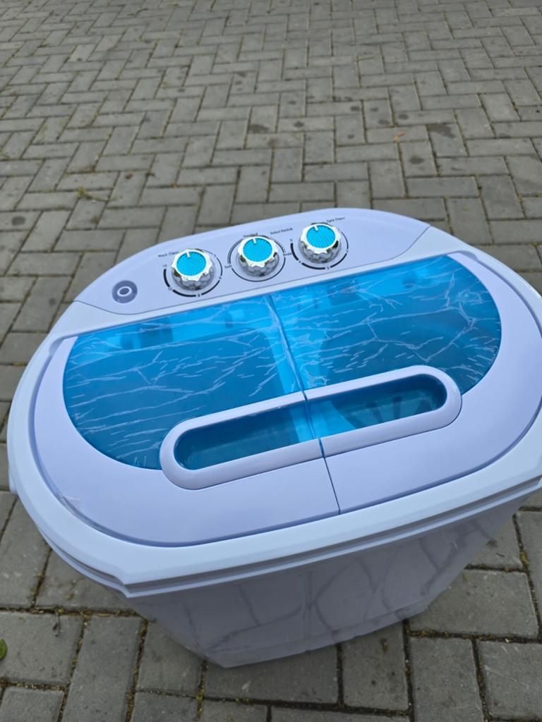 Compacte mini wasmachine met centrifuge - Zo goed als nieuw, Ophalen