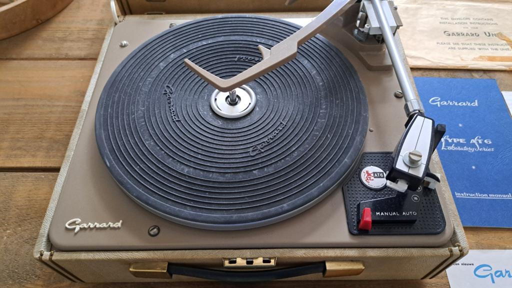 Garrard AT6 koffer platenspeler - Zeer compleet, Ophalen of Verzenden, Overige merken, Automatisch