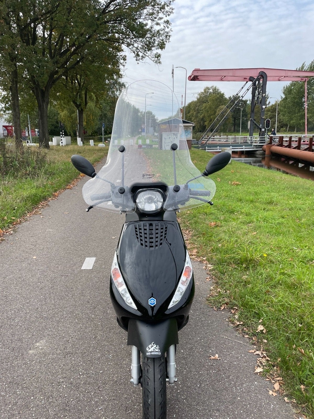 Piaggio Zip uit 2018 - Zwart, Goed Onderhouden, Ophalen, Gebruikt, Benzine, Fly