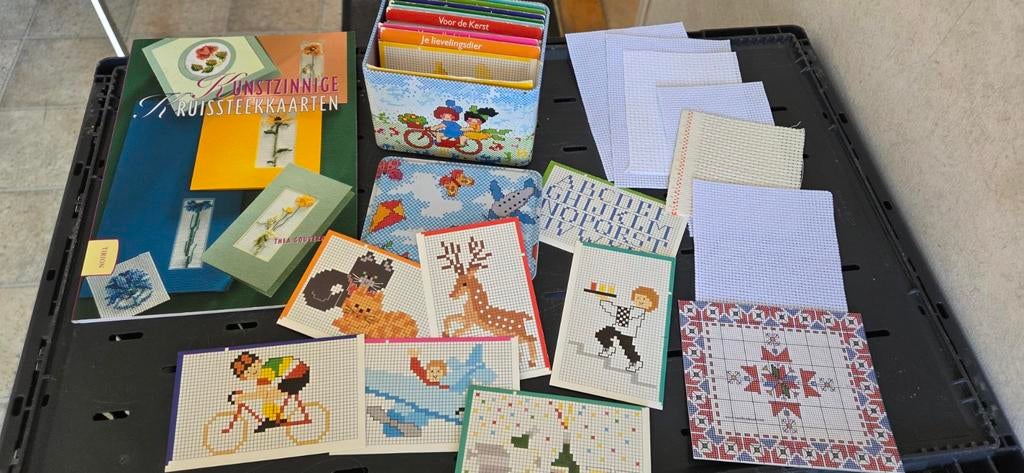 Pakket kruissteek kaarten borduren, Hobby en Vrije tijd, Borduren en Borduurmachines, Patroon, Ophalen of Verzenden