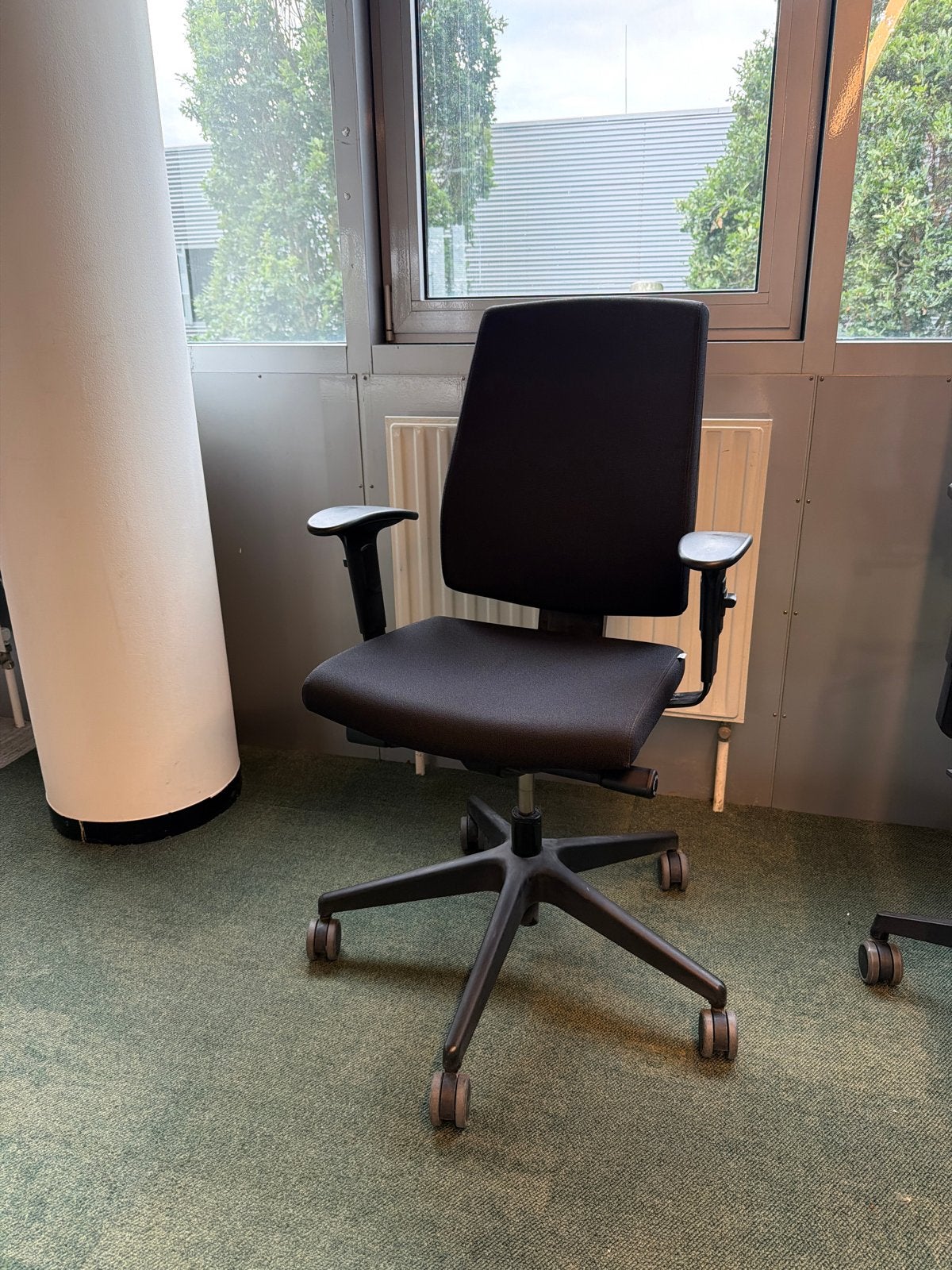 Comfortabele zwarte bureaustoel, Ophalen, Gebruikt, Zwart, Bureaustoel