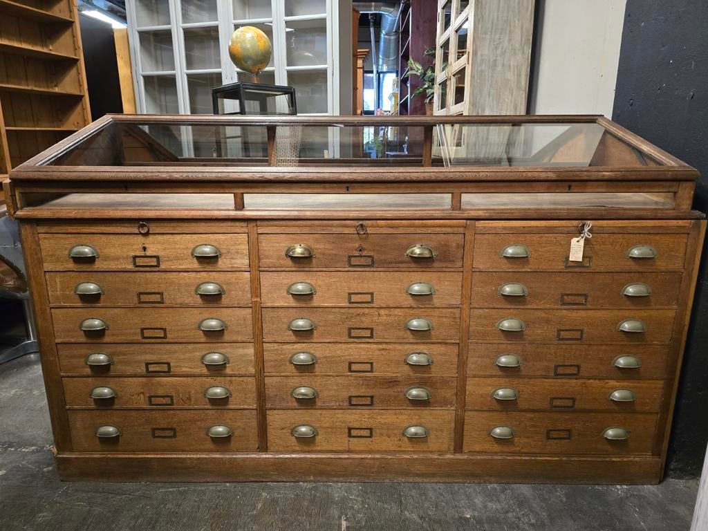 Grote dubbelzijdige museumvitrine Apothekerskast winkelkast, Ophalen of Verzenden