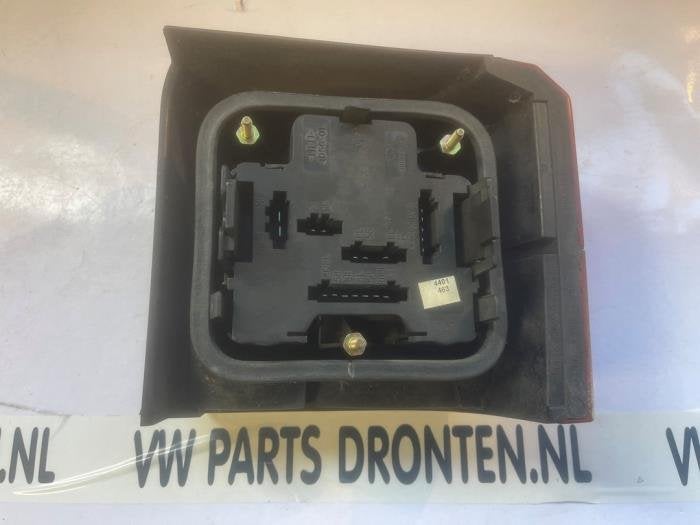 Achterlicht links van een Volkswagen Transporter, Gebruikt, -, -, -