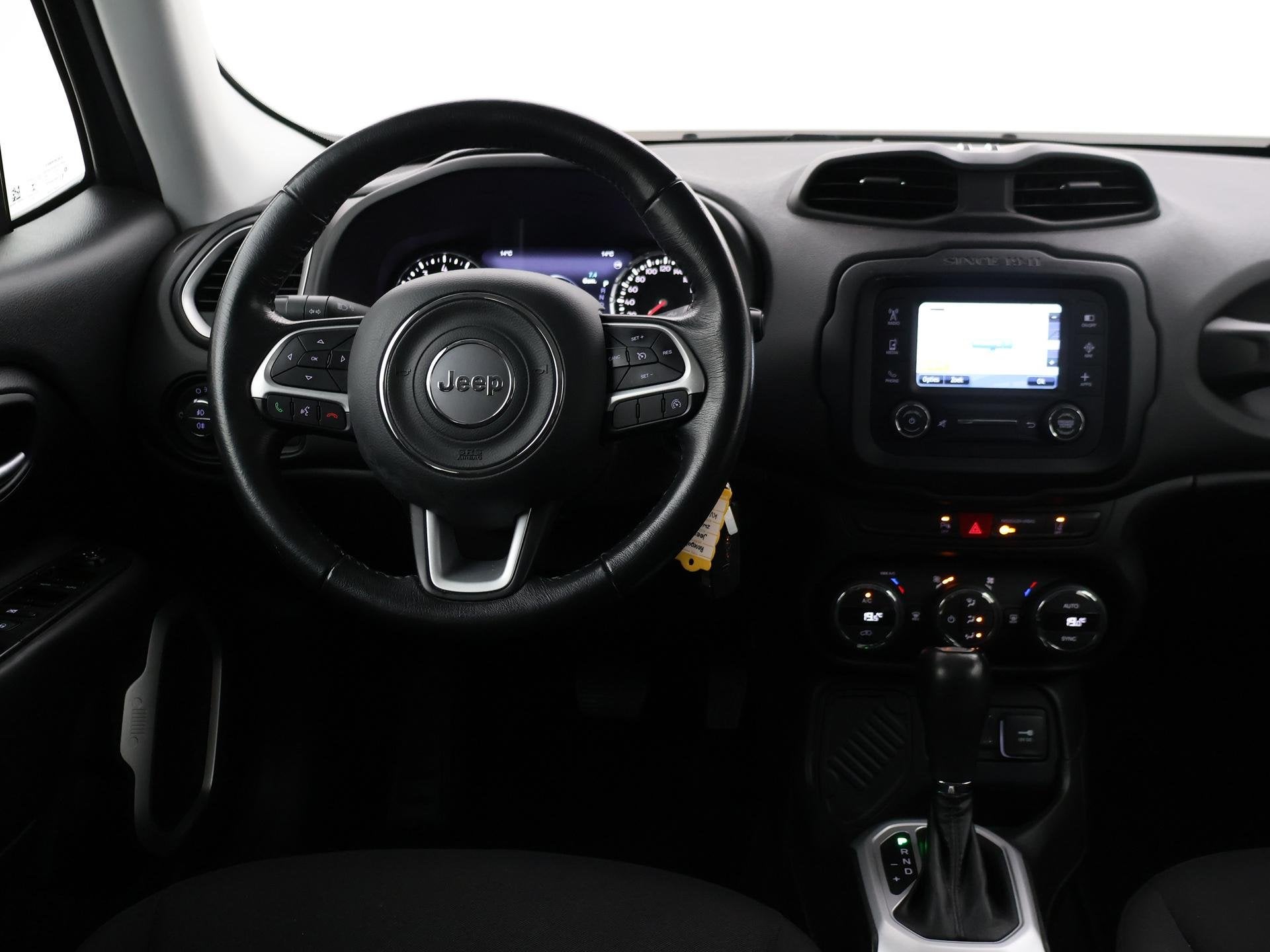 Jeep Renegade 1.4 MULTIAIR 140 PK AUT. LIMITED + TREKHAAK |, Auto's, Jeep, Gebruikt, 4 cilinders, Origineel Nederlands, 600 kg