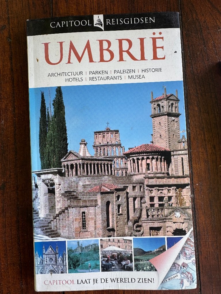 Capitool reisgids Umbrie, Boeken, Gelezen, Capitool, Europa, Ophalen of Verzenden