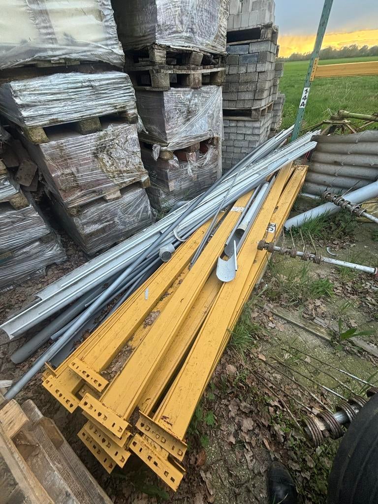 Metalen liggers voor stelling of constructie, Doe-het-zelf en Verbouw, Ophalen