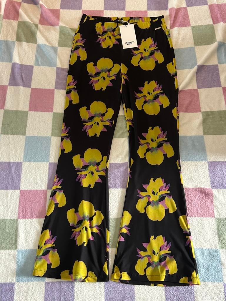 Colourful Rebel flared pants big flower yellow, maat XL, Geel, Maat 46/48 (XL) of groter, Nieuw, Ophalen of Verzenden