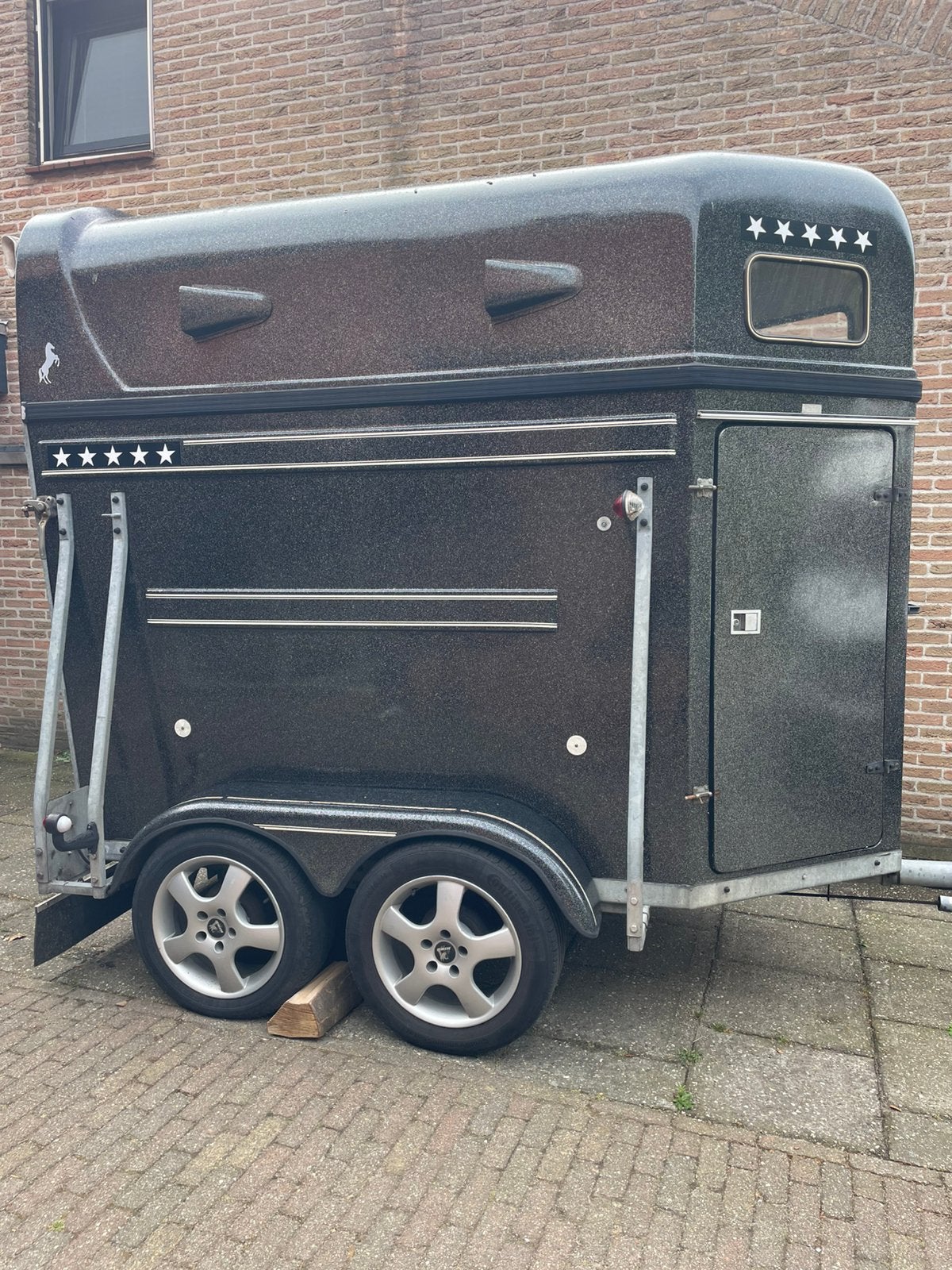 Paardentrailer 1 1/2 met extra kleindieren indeling, Dieren en Toebehoren, Ophalen, Gebruikt, 1½-paards trailer